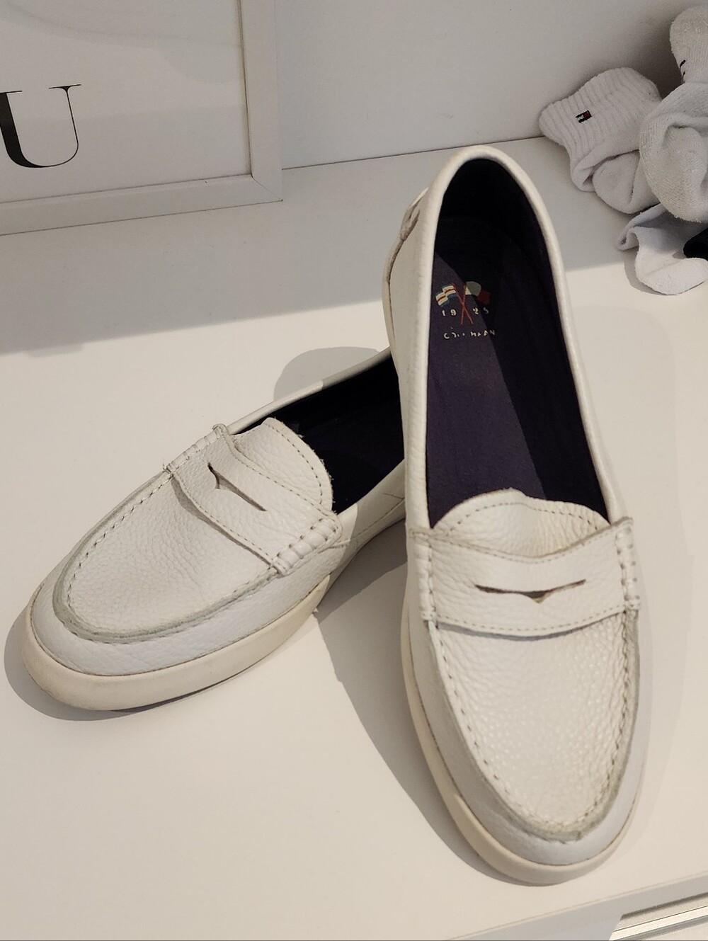 Cole Haan Women's White Leather Penny Loafers Boat Shoes 8.5 - Picture 3 of 3